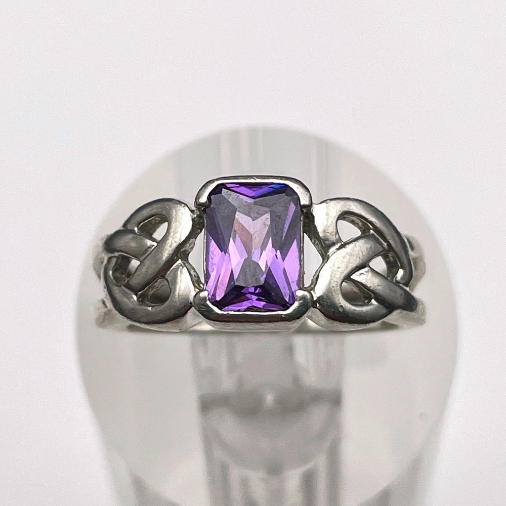 Sterling Silver Amethyst Color‎ Ring Celtic Style Sparkling Purple Gemstone Ring - Picture 5 of 9